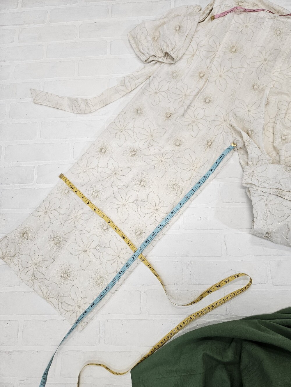 Cream And Gold Embroidered Jumpsuit - Picture 4 of 10